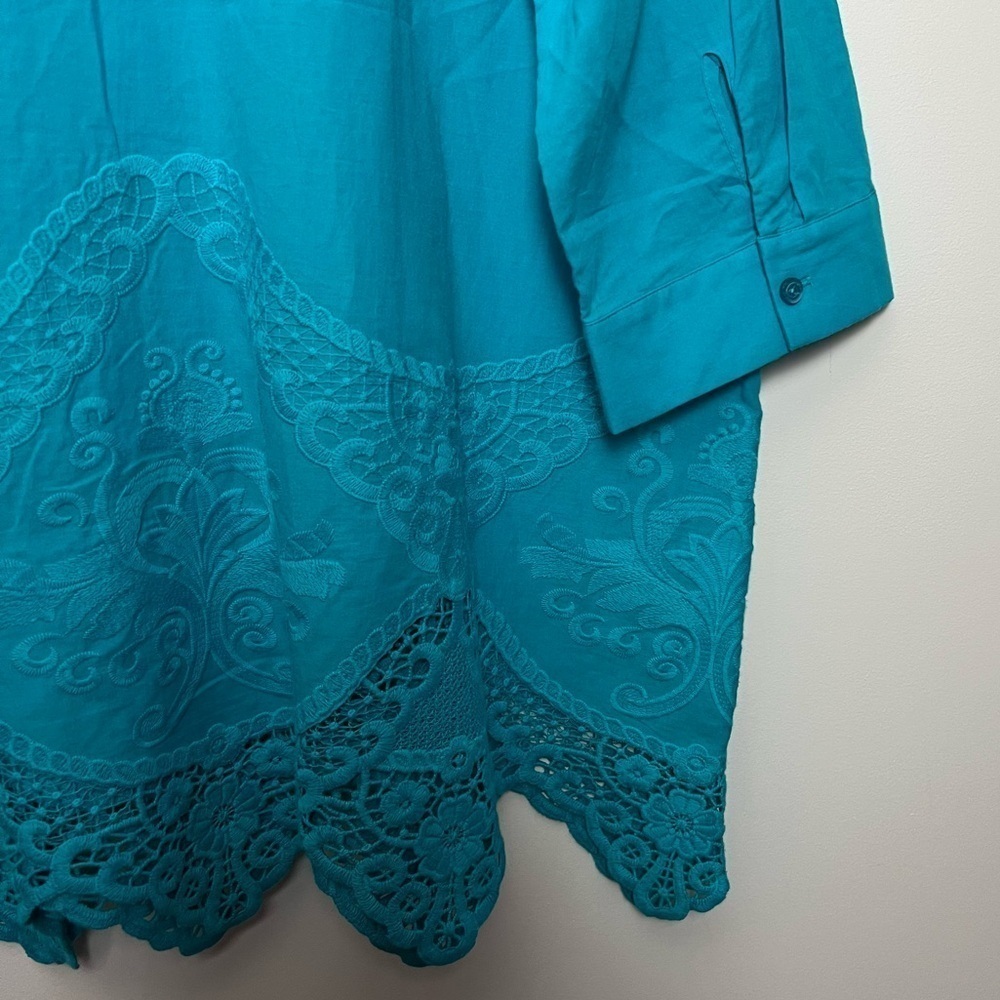 Chico's Turquoise Scalloped Embroidery Lace Cotton Tunic Top Classic Chic NEW - Picture 12 of 14